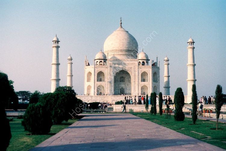 Monument - Taj Mahal (built by Mughul Shah Jahan) - a white marble mausoleum, Agra, Uttar Pradesh, India