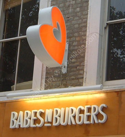 Babes & Burgers!, Portobello Road