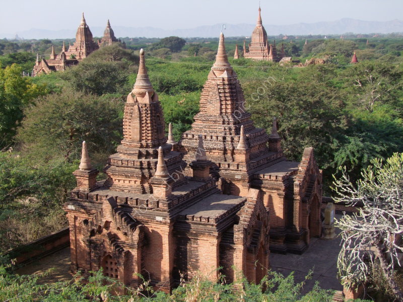 Bagan Archaeological Zone Temples & Pagodas at Sunset