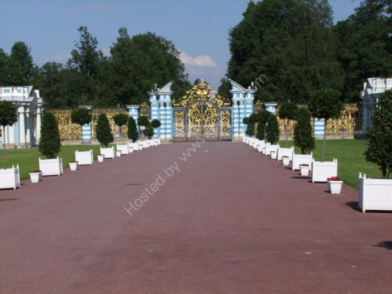 Entrance Gate to Catherine's Palace