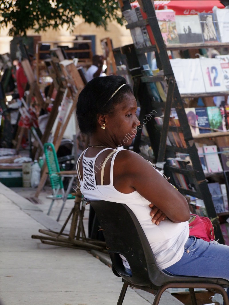 Cuban Lady, Plaza Armas, Havana