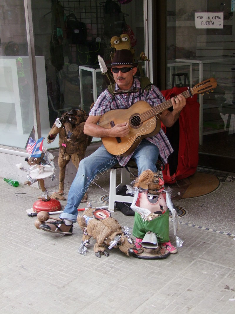 One Man Band, Obispo Street, Havana