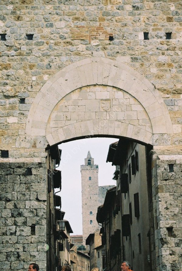 Arch, San Gimignano, Tuscany