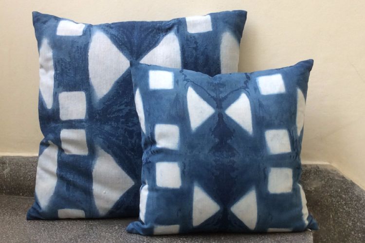 2821208-Cotton Indigo Cushion Covers