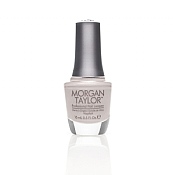 Morgan Taylor Nail Lacquer Scene Queen (S) €12
