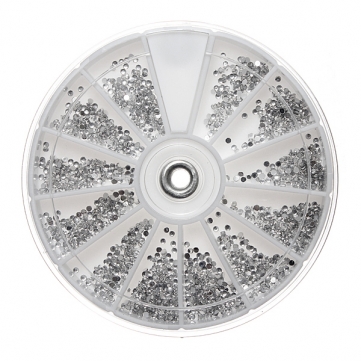 Silver Diamonte Nail Art Wheel €6