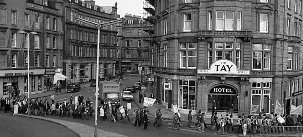 2014 STUC 117th Annual conference in Dundee - Reports & Links. Photograph 'From the past - a Dundee march'