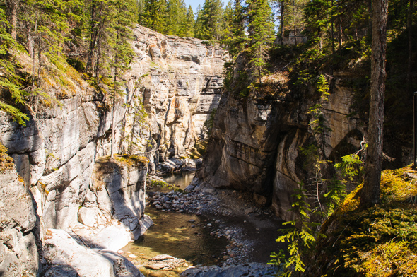 Maligne Canyon.