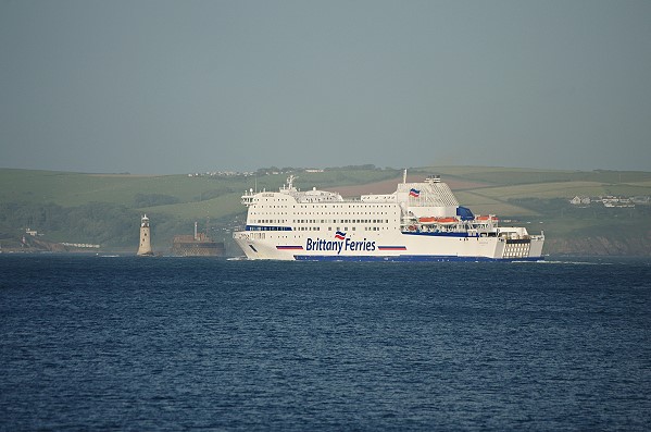 A Ship That Passes In The Day.