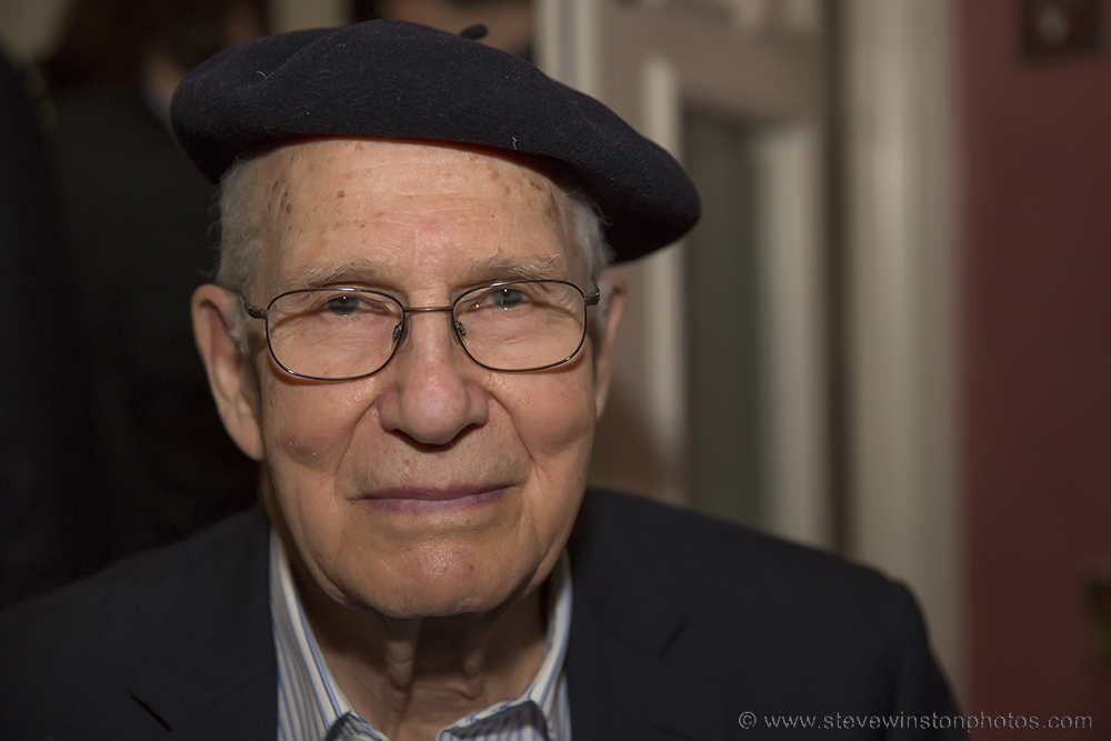 Dr Benjamin Abeles