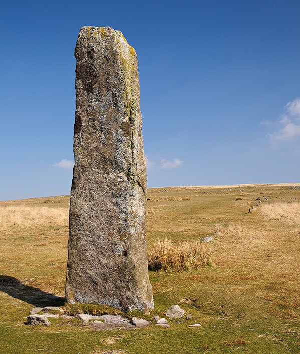 Drizzlecombe Stone Row - 2