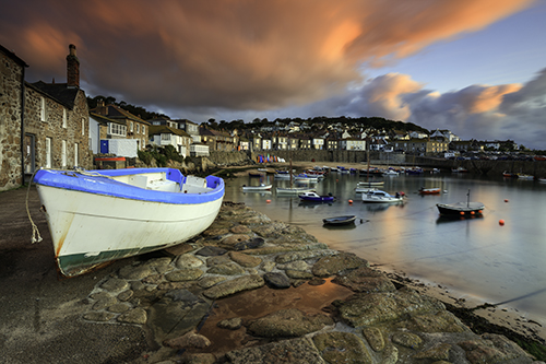 MOUSEHOLE HARBOUR AT SUNRISE