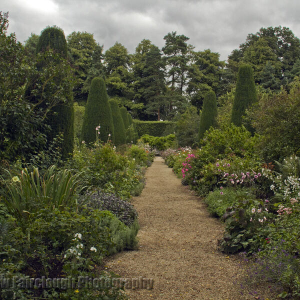The pillar Garden - Hidcote