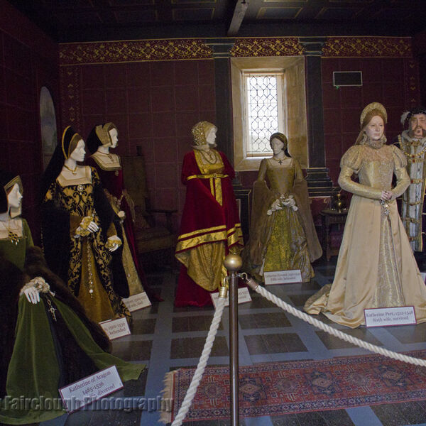 Tableau of Henry Viii and his six wives - Sudeley Castle