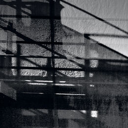 Alhambra Scaffolding Shadow