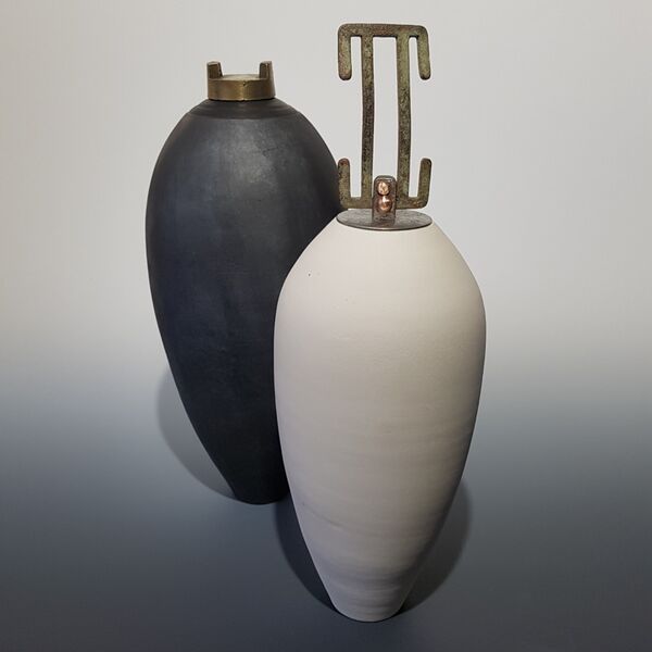 Buckle and water can top