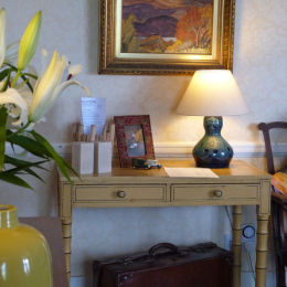 Hall table - www.whitehouseart.co.uk