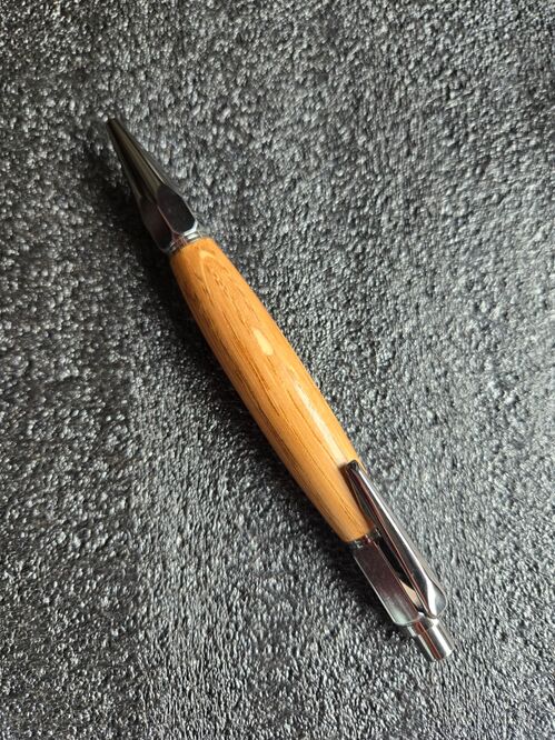 Click Pen = White Oak WOOD on Chrome click