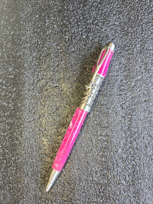 Twist Pen = power to the pink