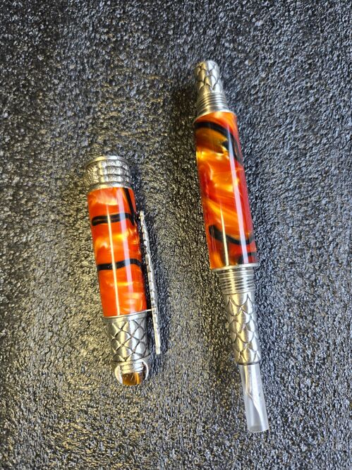 Fountain Pen = Orange tiger pearl dragon.