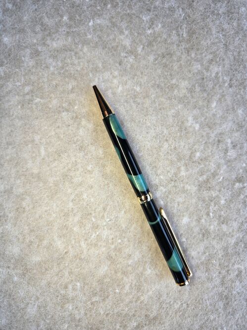 Twist Pen = Green Mist on gold twist mechanism