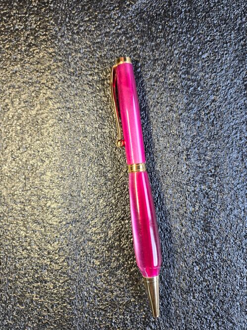 Twist Pen = Beetroot Bomb on Gold