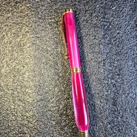 Twist Pen = Beetroot Bomb on Gold