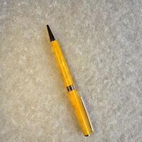Twist Pen = Yellow Flake on Gold