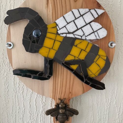 Bee "handy hook" £25