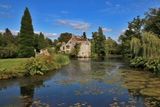 In Sept. 2019 several members stayed in Kent -