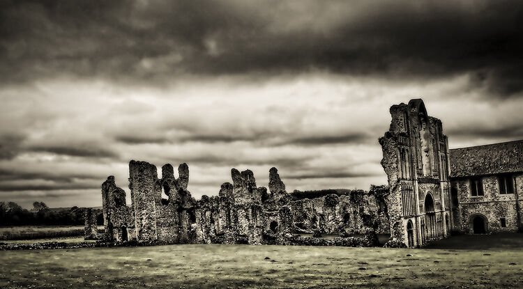 RUIN IN NORFOLK