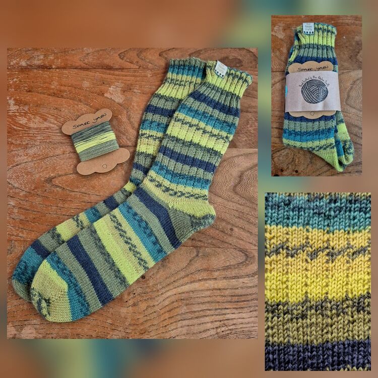 Hand Knitted Wool Socks Size Adult 5-6 UK