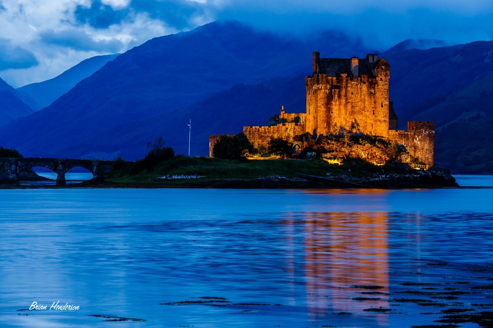 Eilean Donan Castle at Night