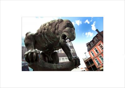 Aachen Bahkauv Statue