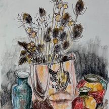 Using both hands to create interesting art