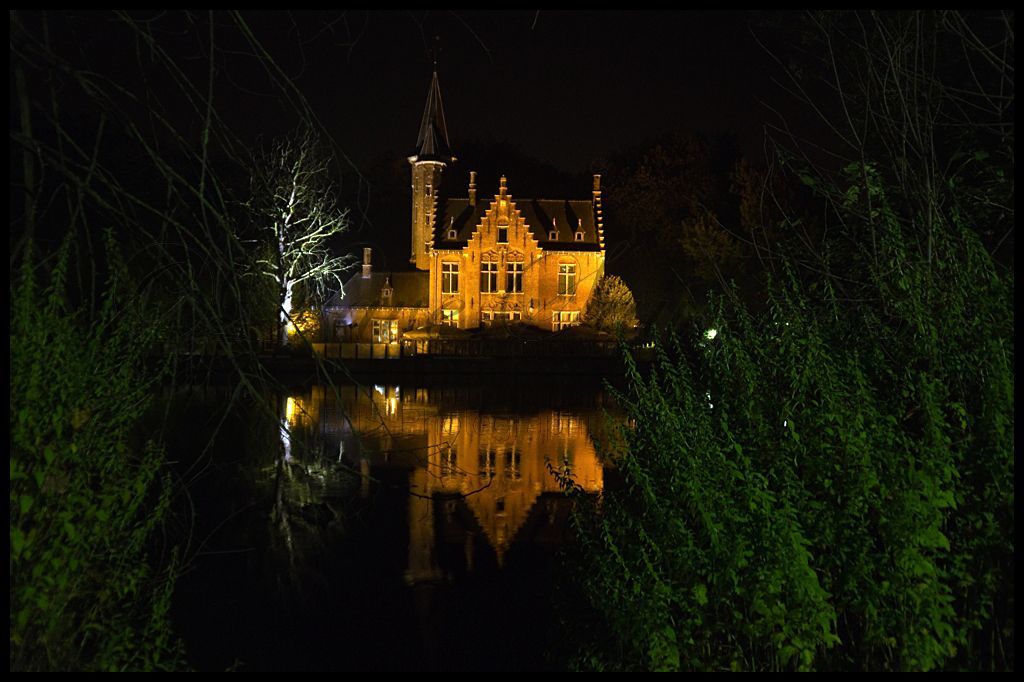 Bruges night time reflection (2)