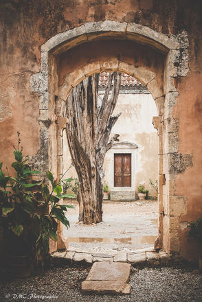Cretan Archway