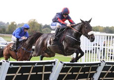 Apron Payrun Mares' Maiden Hurdle