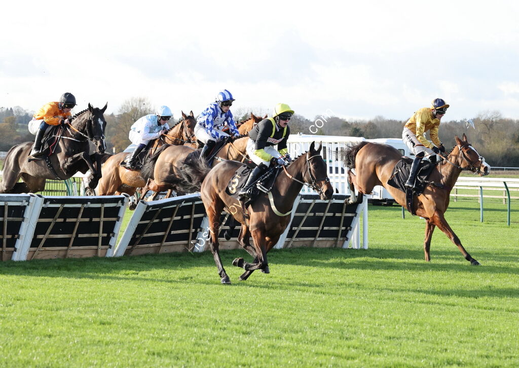 Pricedup.bet Cond Jockeys' H'cap Hurdle