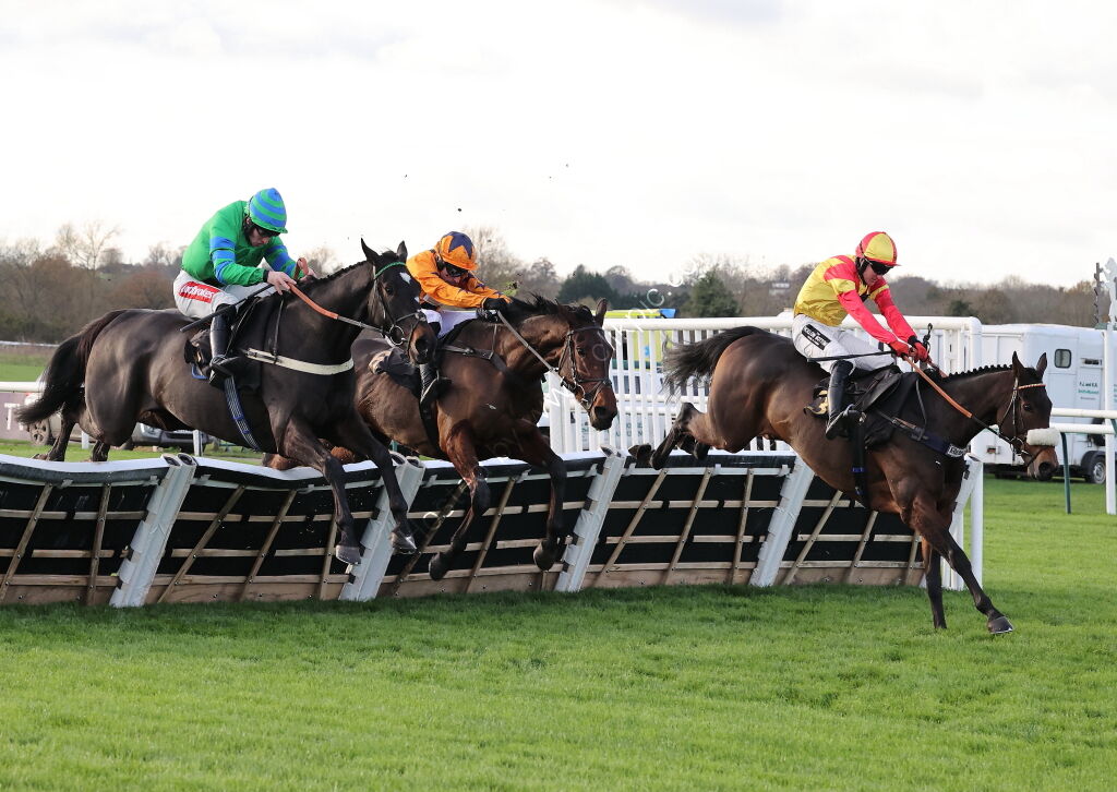 Pricedup Nov Hurdle