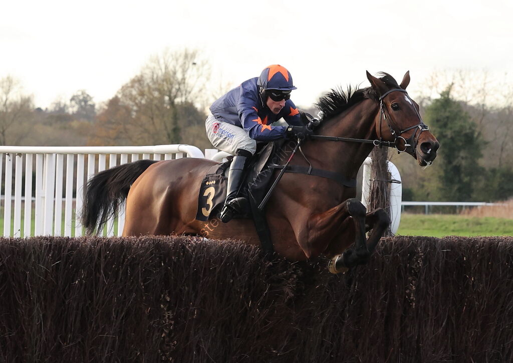 Hazelton Mountford Insurance  H'cap Chase