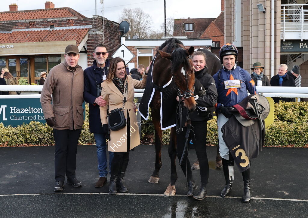 Hazelton Mountford Insurance  H'cap Chase