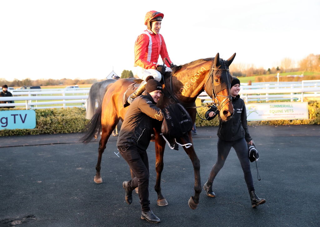 Pricedup Daily Sports Boosts H'cap Chase