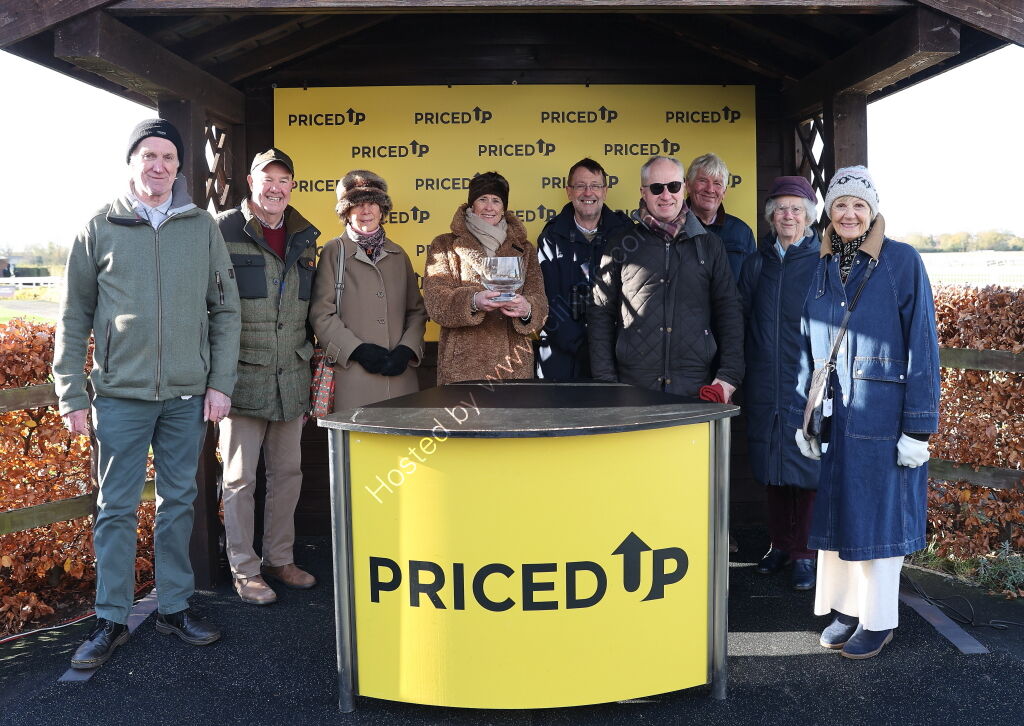 priced.bet EBF Fillies' Junior Hurdle