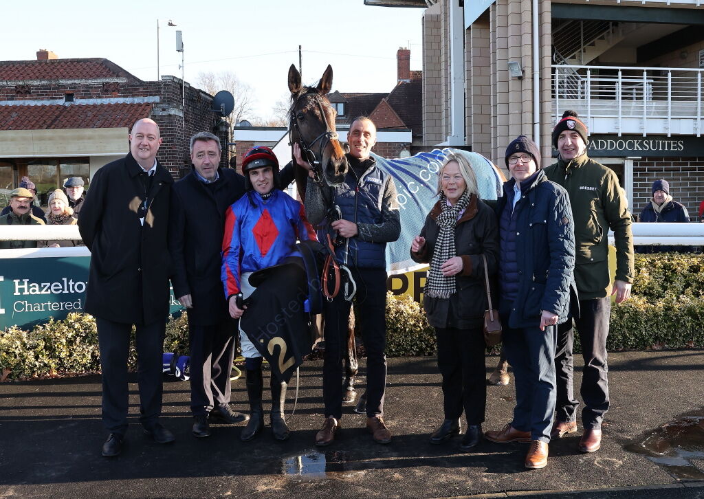 GB Bonus Breeders' Day Mares' Nov Hurdle