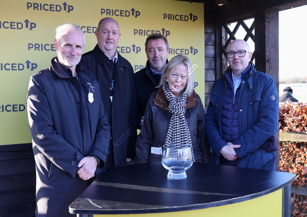 GB Bonus Breeders' Day Mares' Nov Hurdle