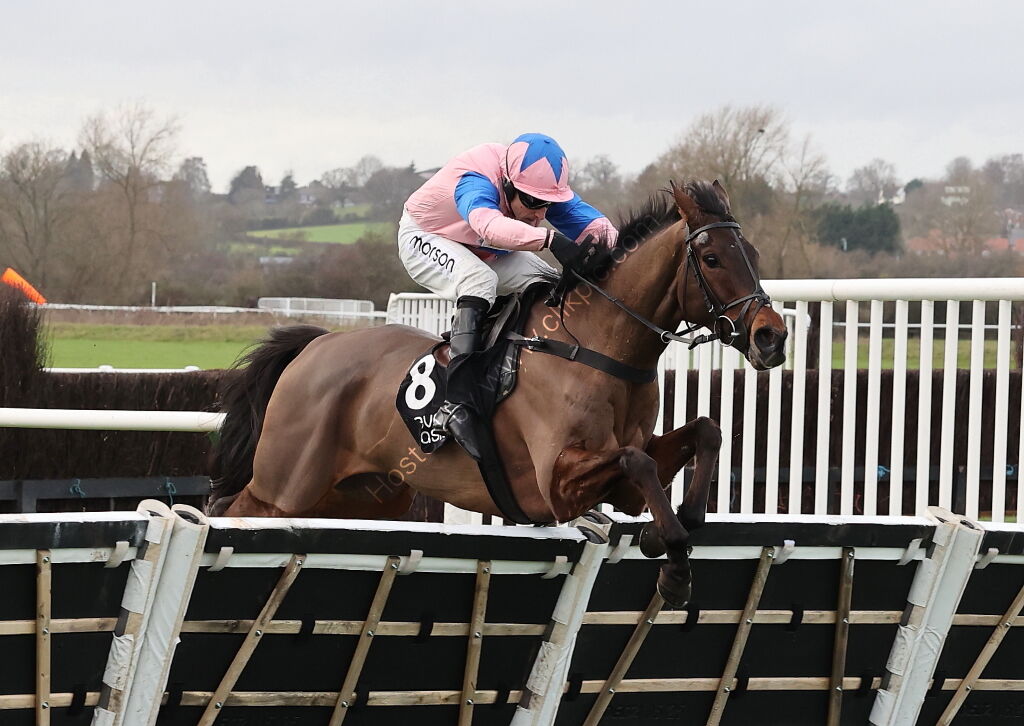 Aztec Aerosols Maiden Hurdle
