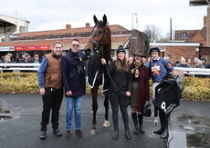 Aztec Aerosols Nov H'cap Chase