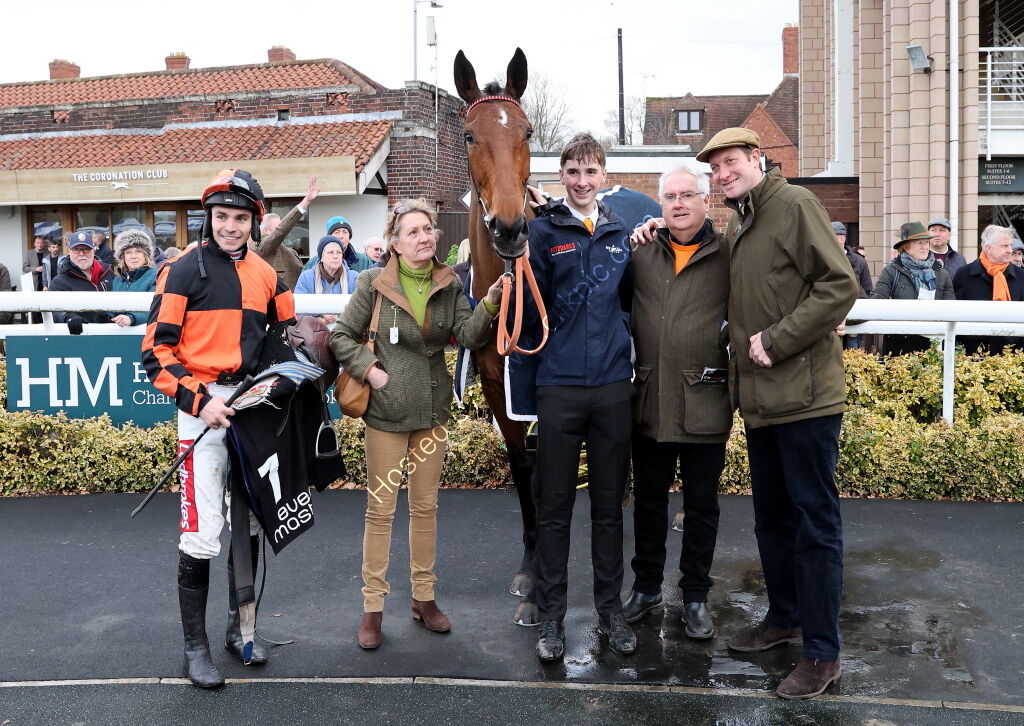 eventmasters Lady Godiva Mares' Novices'  Chase