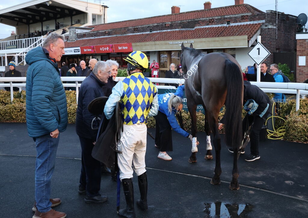 Larkshill Engineering Handicap Chase